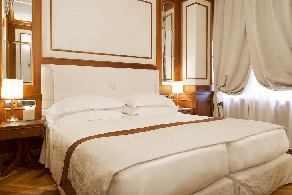 Manzoni 4* Milano
